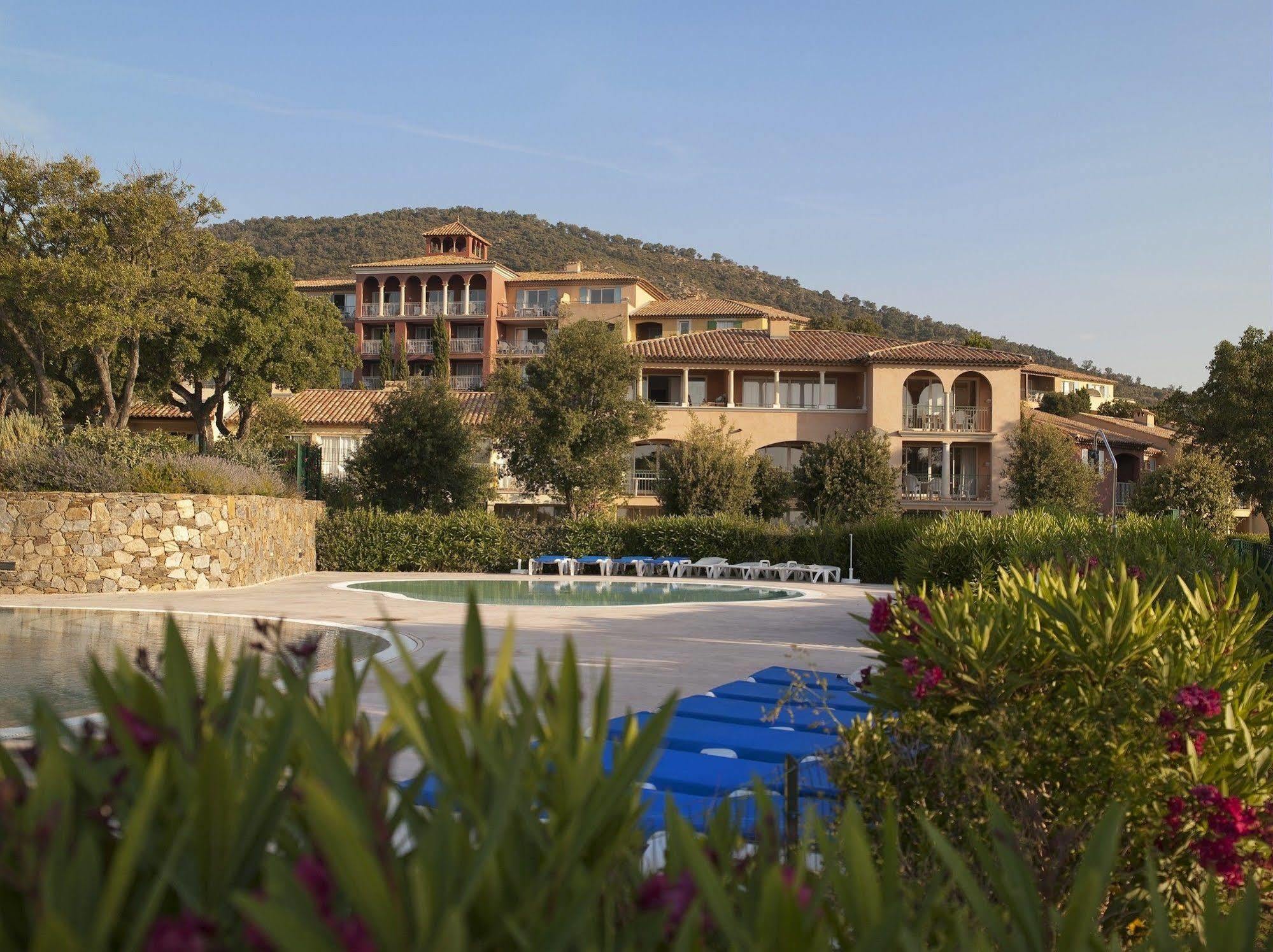 P&V Residence Le Hameau Des Issambrr Sainte-Maxime Eksteriør bilde