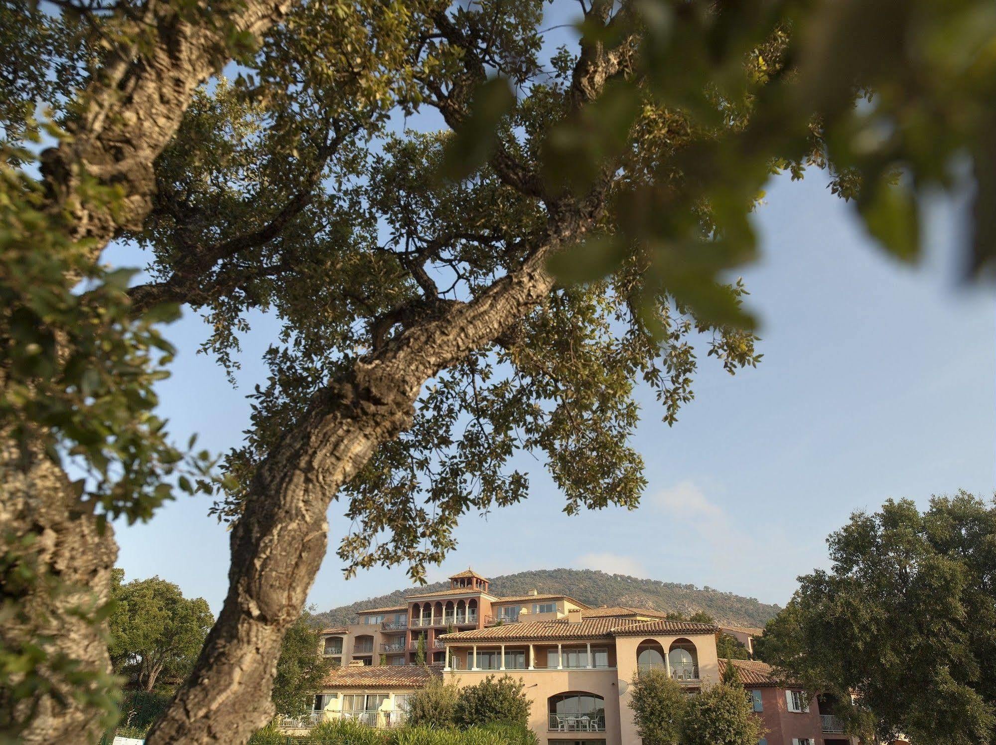 P&V Residence Le Hameau Des Issambrr Sainte-Maxime Eksteriør bilde