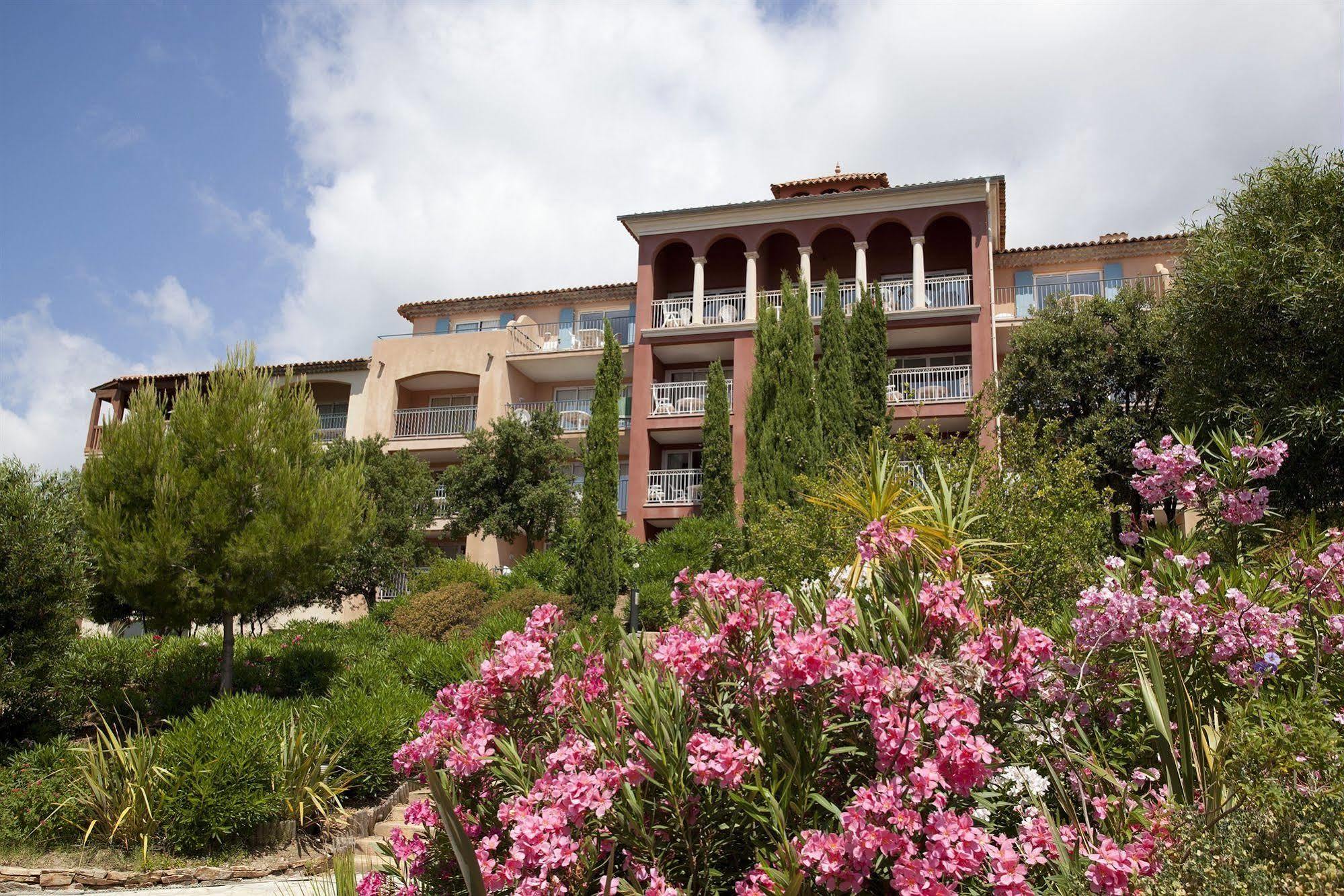 P&V Residence Le Hameau Des Issambrr Sainte-Maxime Eksteriør bilde