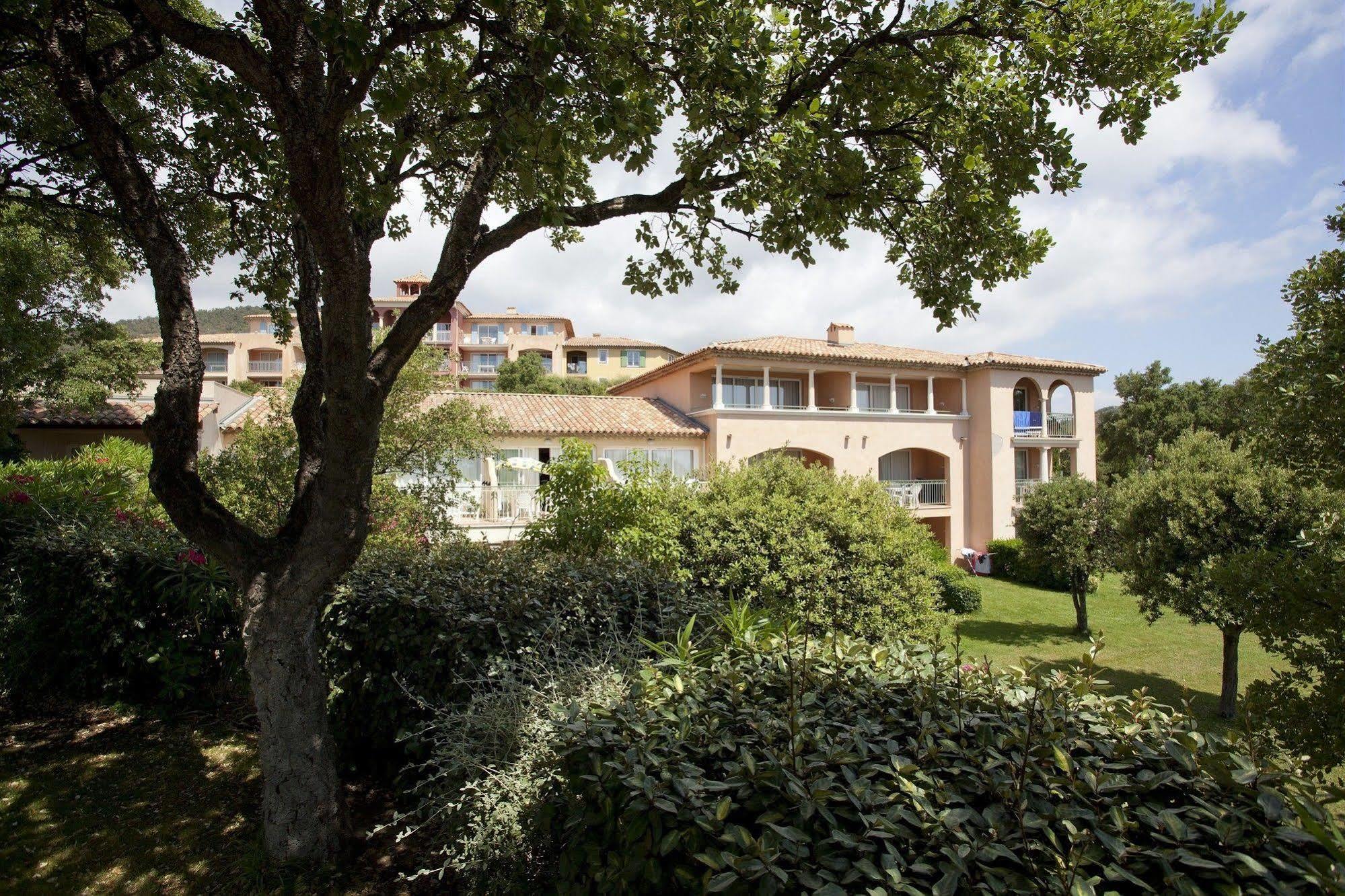 P&V Residence Le Hameau Des Issambrr Sainte-Maxime Eksteriør bilde